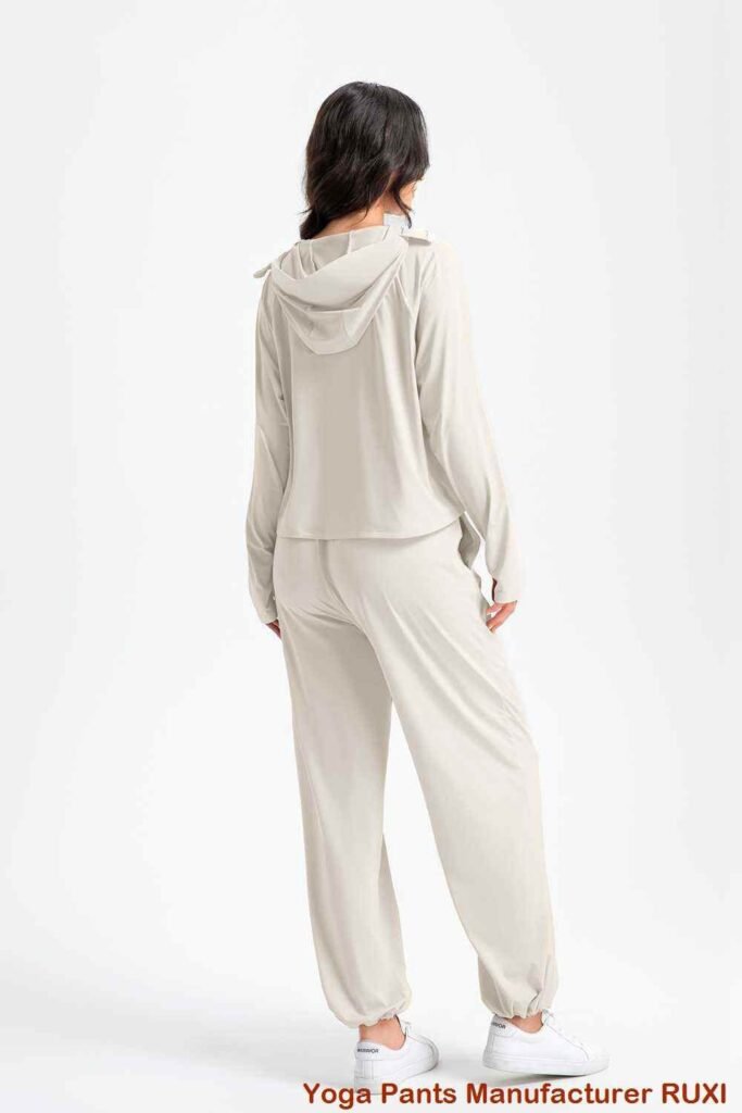 цомфорт фит јога шортс са врпцом